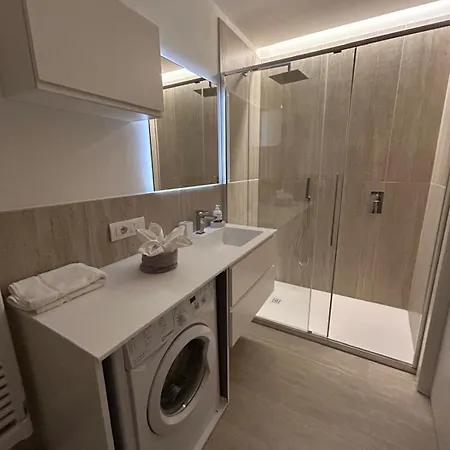 Vittorio Emanuele - Downtown شقة