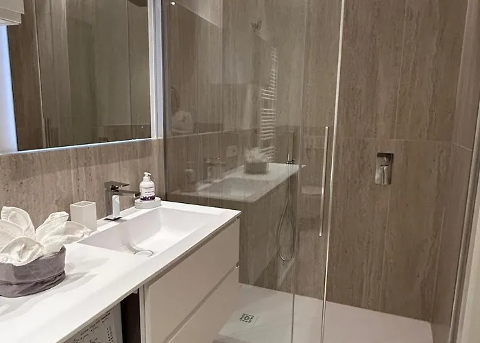 Vittorio Emanuele - Downtown Como